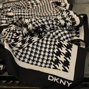 DKNY silk Herring bone Vintage scarf